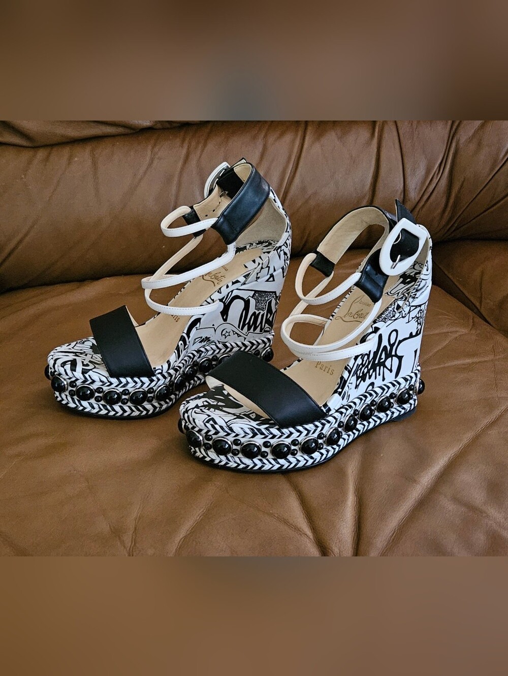 Christian Louboutin Black & White Graffiti Wedge Buckle Sandals Size 5 US - Picture 16 of 16